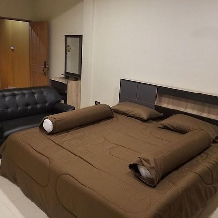 The Main Event Pattaya Bed & Breakfast Luaran gambar