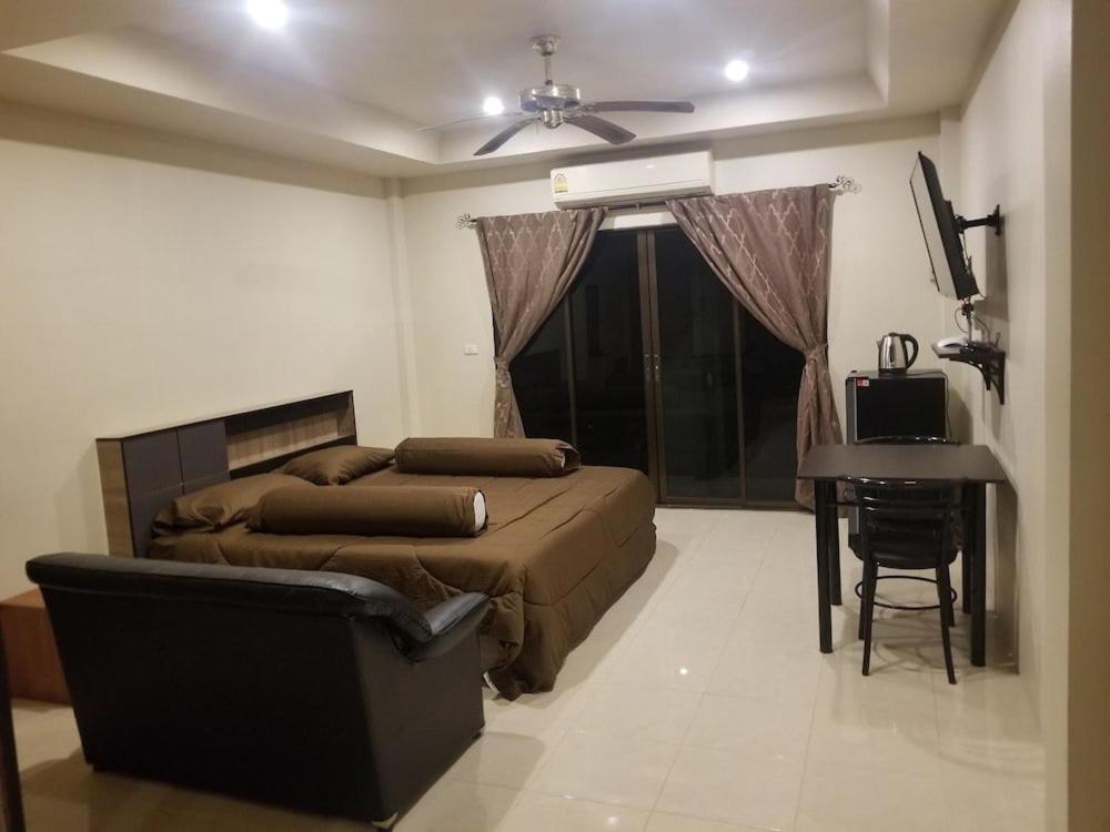 The Main Event Pattaya Bed & Breakfast Luaran gambar